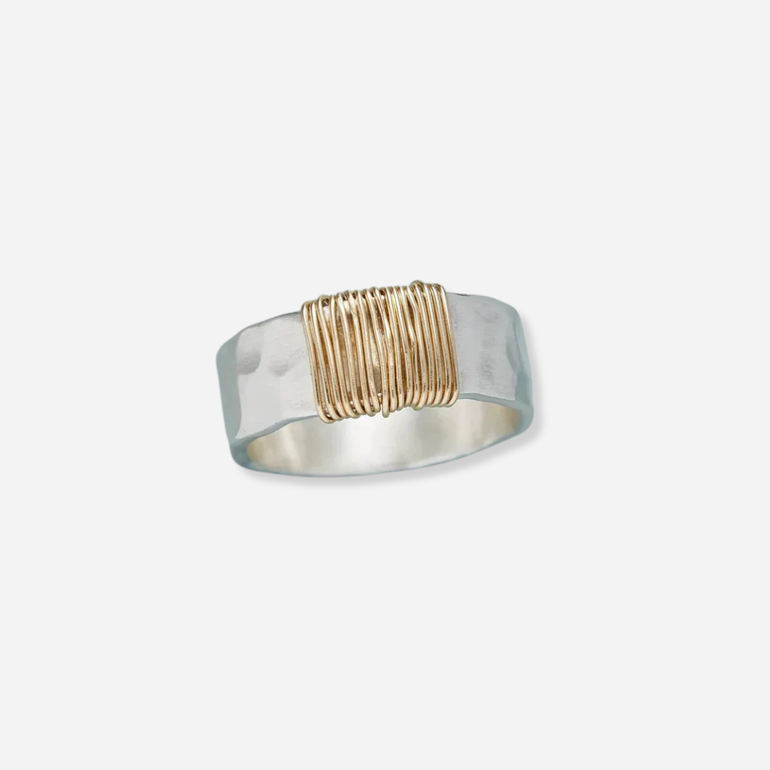 Gold Wire Ring for Women VIP