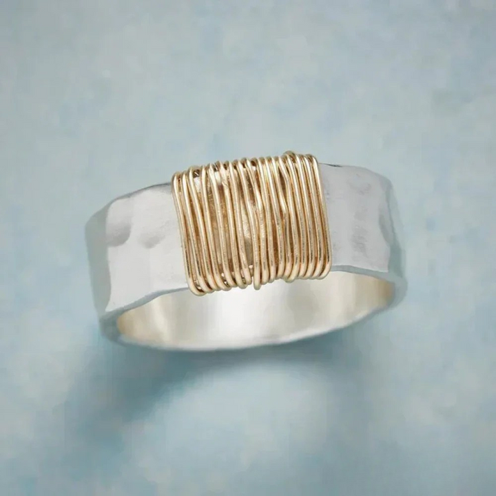 Gold Wire Ring for Women VIP