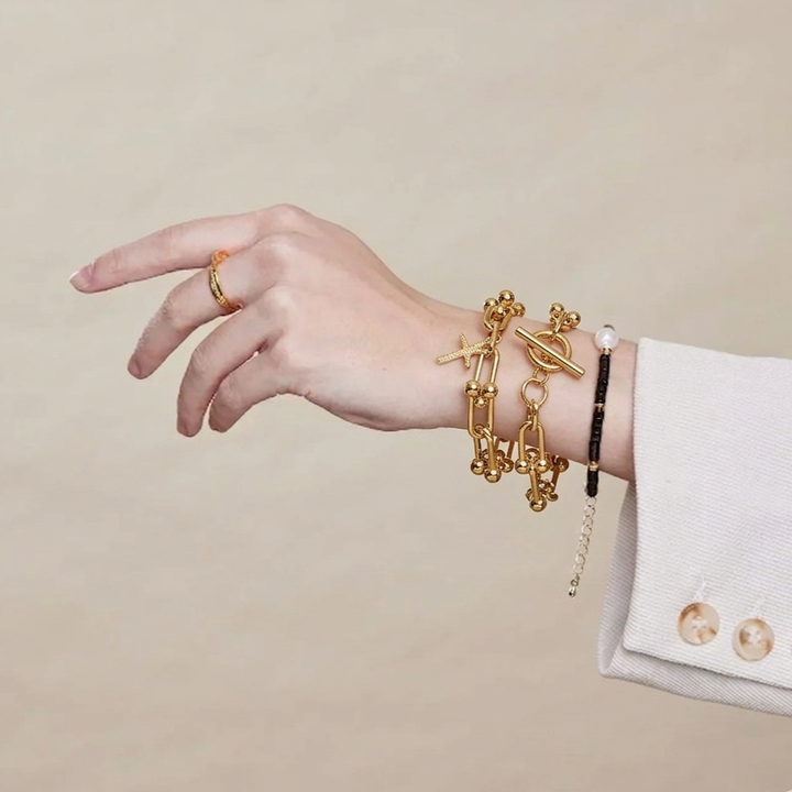 Gold T-Bar Bracelet